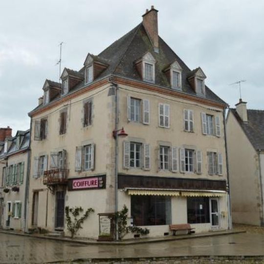 BOUSSAC IMMOBILIER : Maison / Villa | CHAMBON-SUR-VOUEIZE (23170) | 138.00m2 | 84 000 € BOUSSAC IMMOBILIER : Maison / Villa | CHAMBON-SUR-VOUEIZE (23170) | 138.00m2 | 84 000 €