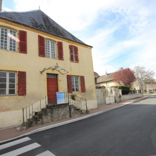  BOUSSAC IMMOBILIER : Maison / Villa | BOUSSAC (23600) | 200 m2 | 24 000 € 