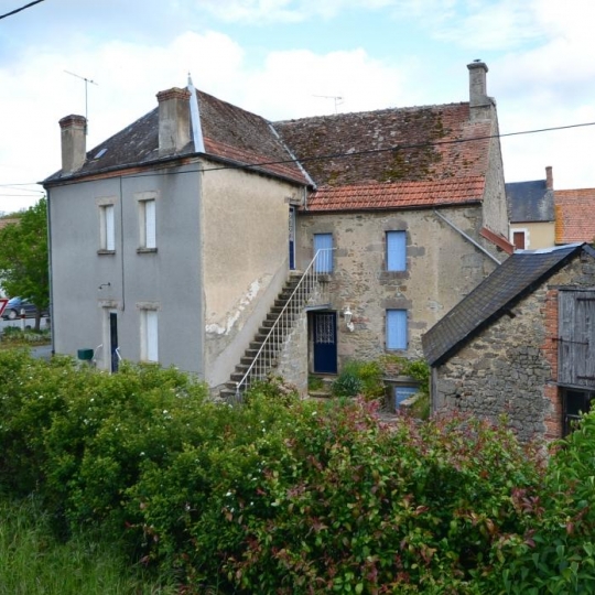  BOUSSAC IMMOBILIER : Maison / Villa | BOUSSAC (23600) | 193 m2 | 82 000 € 