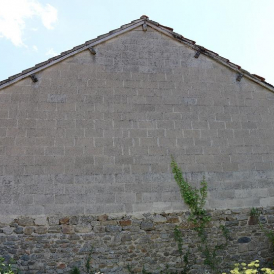  BOUSSAC IMMOBILIER : Autres | LADAPEYRE (23270) | 75 m2 | 12 000 € 