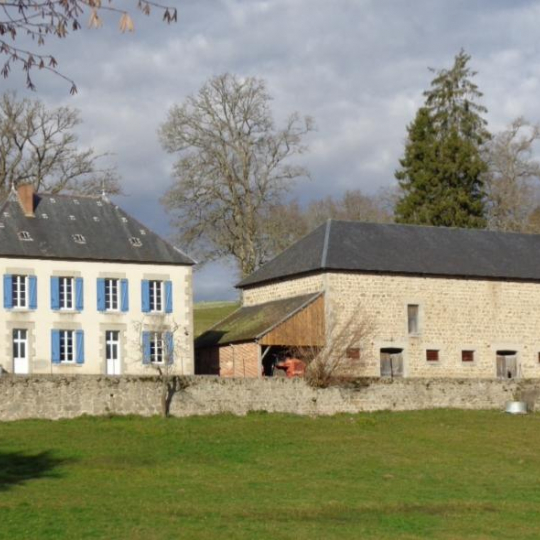  BOUSSAC IMMOBILIER : Domaines / Propriétés | CROCQ (23260) | 177 m2 | 257 000 € 