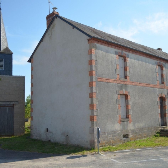  BOUSSAC IMMOBILIER : Maison / Villa | SAINT-SILVAIN-SOUS-TOULX (23140) | 167 m2 | 55 500 € 