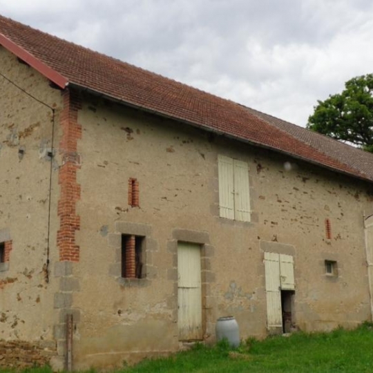  BOUSSAC IMMOBILIER : Domaines / Propriétés | BOUSSAC (23600) | 380 m2 | 72 000 € 