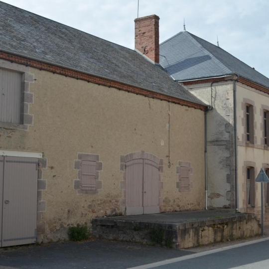  BOUSSAC IMMOBILIER : Maison / Villa | BOUSSAC (23600) | 174 m2 | 119 000 € 