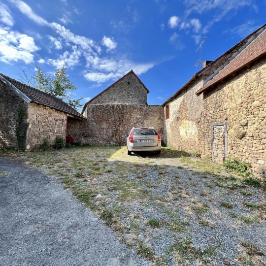  BOUSSAC IMMOBILIER : Maison / Villa | LE BOURG-D'HEM (23220) | 160 m2 | 70 000 € 