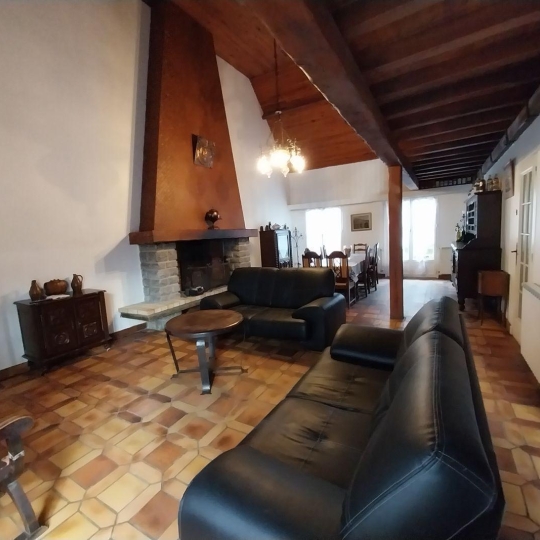  BOUSSAC IMMOBILIER : Maison / Villa | GOUZON (23230) | 243 m2 | 168 000 € 