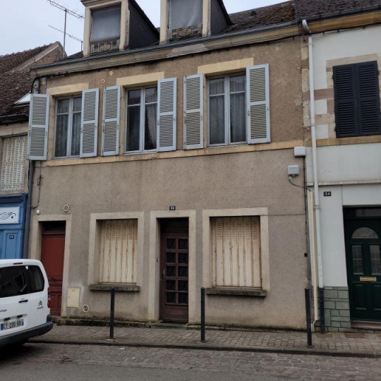 BOUSSAC IMMOBILIER : Maison / Villa | CHATEAUMEILLANT (18370) | 160.00m2 | 50 000 € 