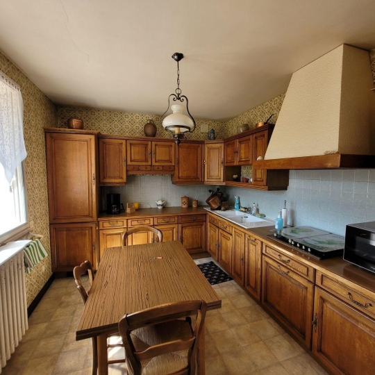  BOUSSAC IMMOBILIER : Maison / Villa | SAINT-SILVAIN-BAS-LE-ROC (23600) | 94 m2 | 115 000 € 