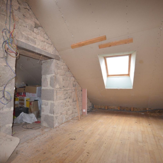  BOUSSAC IMMOBILIER : Maison / Villa | TOULX-SAINTE-CROIX (23600) | 141 m2 | 67 000 € 