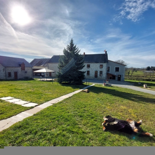  BOUSSAC IMMOBILIER : Domaines / Propriétés | BOUSSAC (23600) | 200 m2 | 393 500 € 