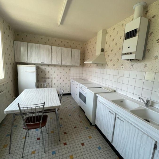  BOUSSAC IMMOBILIER : Maison / Villa | SAINT-SILVAIN-BAS-LE-ROC (23600) | 77 m2 | 84 000 € 