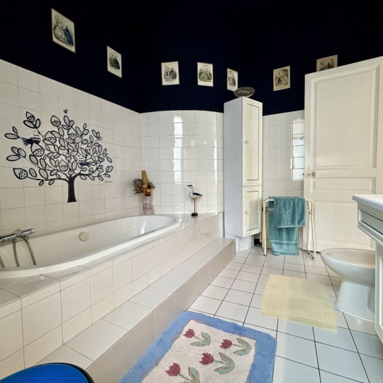  BOUSSAC IMMOBILIER : Maison / Villa | BOUSSAC (23600) | 180 m2 | 183 000 € 