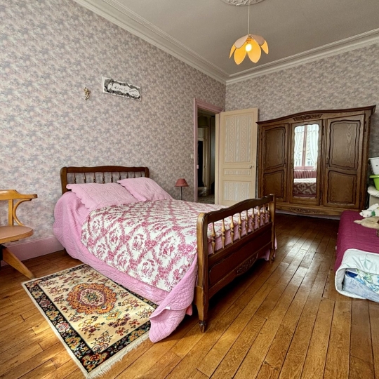  BOUSSAC IMMOBILIER : Maison / Villa | BOUSSAC (23600) | 180 m2 | 183 000 € 