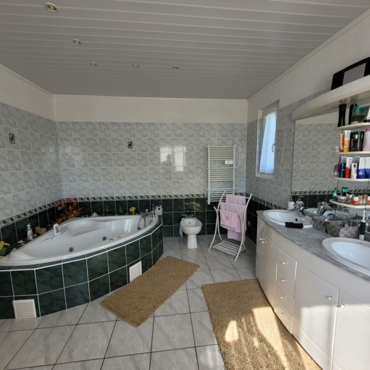  BOUSSAC IMMOBILIER : Maison / Villa | MESPLES (03370) | 151 m2 | 180 000 € 