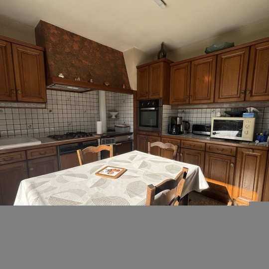  BOUSSAC IMMOBILIER : Maison / Villa | SAINT-SILVAIN-BAS-LE-ROC (23600) | 100 m2 | 145 000 € 