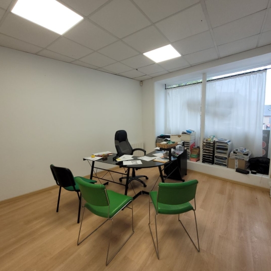  BOUSSAC IMMOBILIER : Immeuble | BOUSSAC (23600) | 142 m2 | 140 000 € 