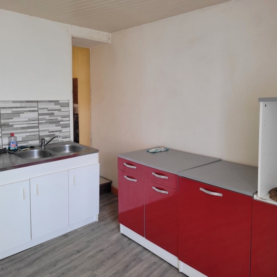  BOUSSAC IMMOBILIER : Immeuble | BOUSSAC (23600) | 142 m2 | 140 000 € 