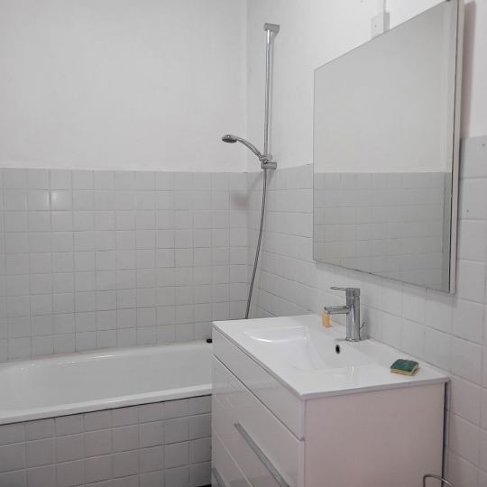  BOUSSAC IMMOBILIER : Immeuble | BOUSSAC (23600) | 142 m2 | 140 000 € 
