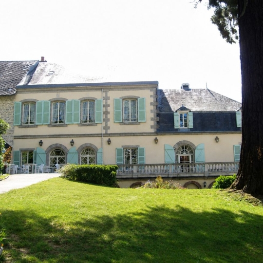  BOUSSAC IMMOBILIER : Building | GUERET (23000) | 676 m2 | 892 500 &euro; 