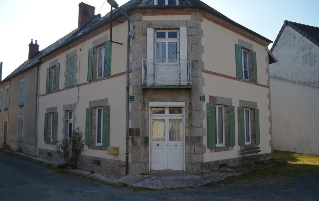 BOUSSAC IMMOBILIER : House | DOMEYROT (23140) | 173 m2 | 77 000 € 