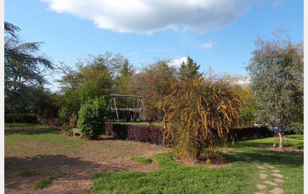 BOUSSAC IMMOBILIER : Maison / Villa | BOUSSAC (23600) | 150 m2 | 190 000 € 