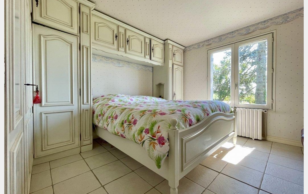 BOUSSAC IMMOBILIER : Maison / Villa | NOUZERINES (23600) | 189 m2 | 191 000 € 