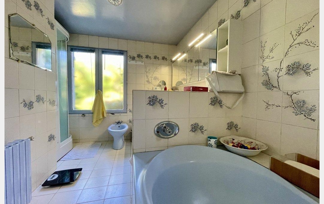 BOUSSAC IMMOBILIER : Maison / Villa | NOUZERINES (23600) | 189 m2 | 191 000 € 