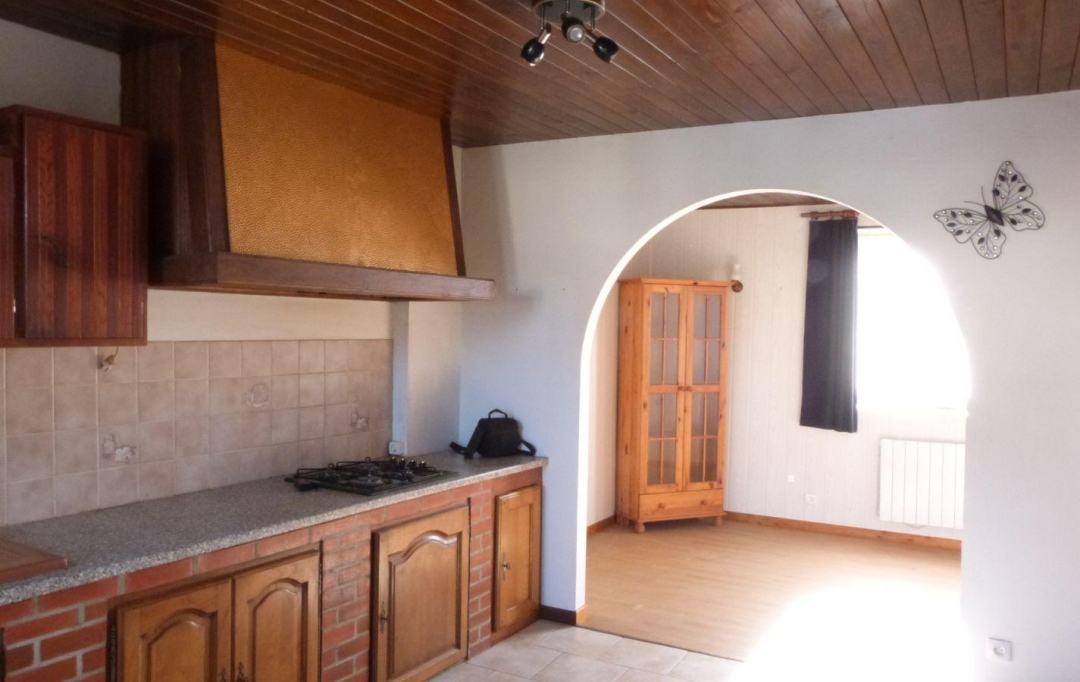 BOUSSAC IMMOBILIER : House | PREVERANGES (18370) | 68 m2 | 37 000 € 