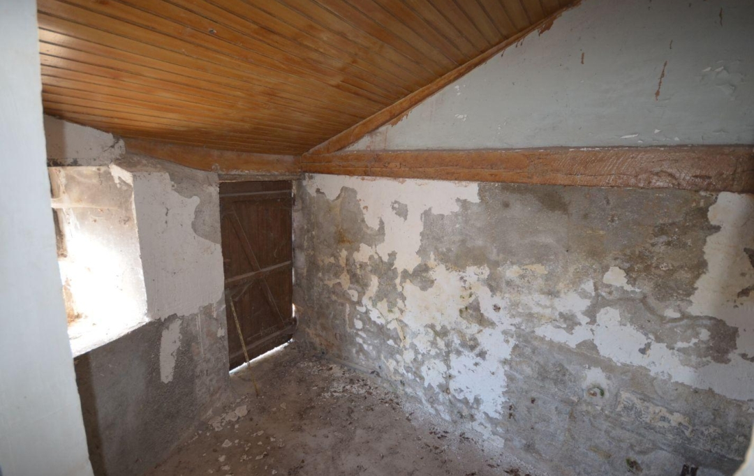 BOUSSAC IMMOBILIER : Maison / Villa | TOULX-SAINTE-CROIX (23600) | 73 m2 | 19 000 € 
