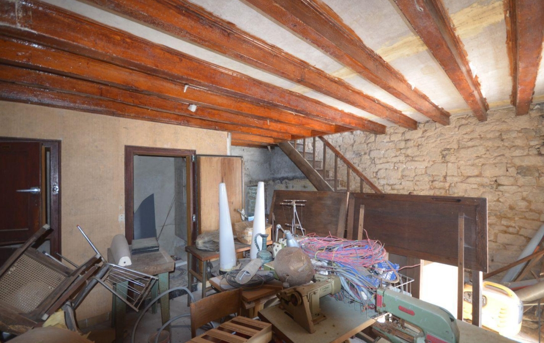 BOUSSAC IMMOBILIER : Maison / Villa | TOULX-SAINTE-CROIX (23600) | 73 m2 | 19 000 € 