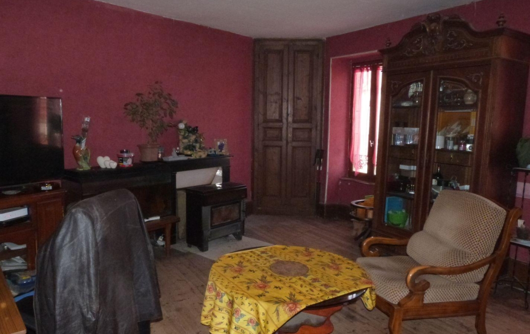 BOUSSAC IMMOBILIER : House | TREIGNAT (03380) | 120 m2 | 70 000 € 