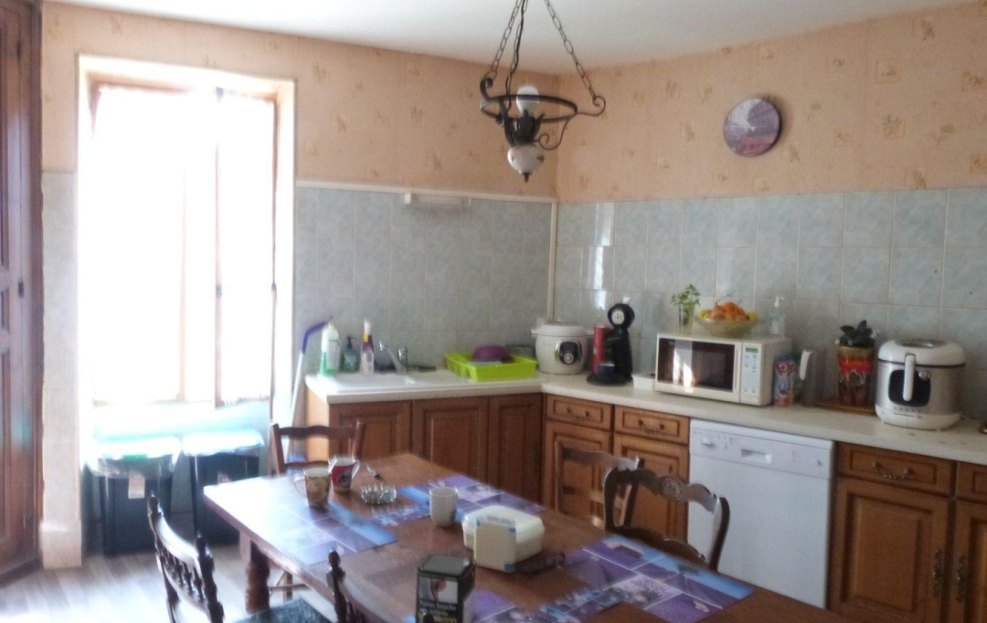 BOUSSAC IMMOBILIER : House | TREIGNAT (03380) | 120 m2 | 70 000 € 