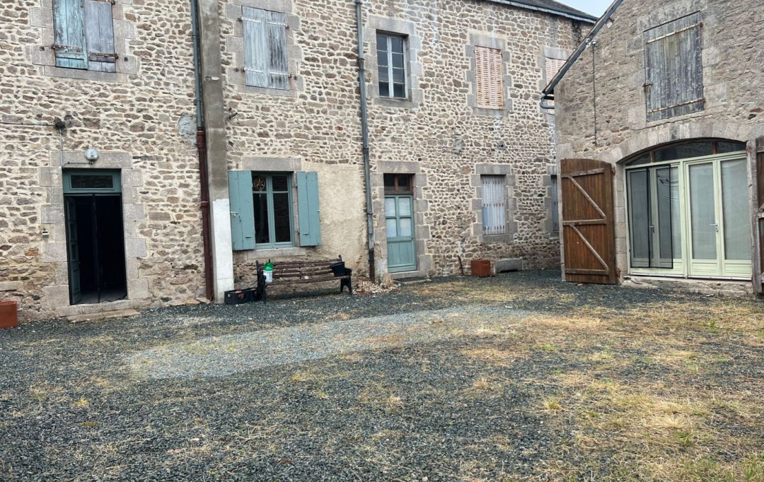 BOUSSAC IMMOBILIER : Maison / Villa | CLUGNAT (23270) | 196 m2 | 166 500 € 