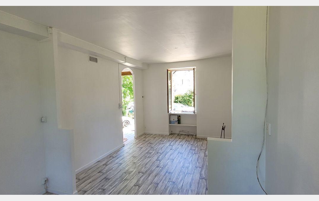 BOUSSAC IMMOBILIER : Maison / Villa | SAINT-PALAIS (03370) | 65 m2 | 57 000 € 