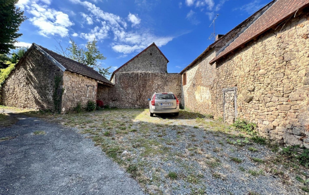 BOUSSAC IMMOBILIER : Maison / Villa | LE BOURG-D'HEM (23220) | 160 m2 | 70 000 € 