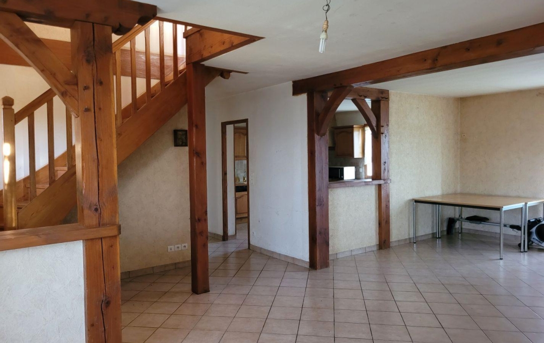 BOUSSAC IMMOBILIER : Maison / Villa | BOUSSAC-BOURG (23600) | 120 m2 | 130 000 € 