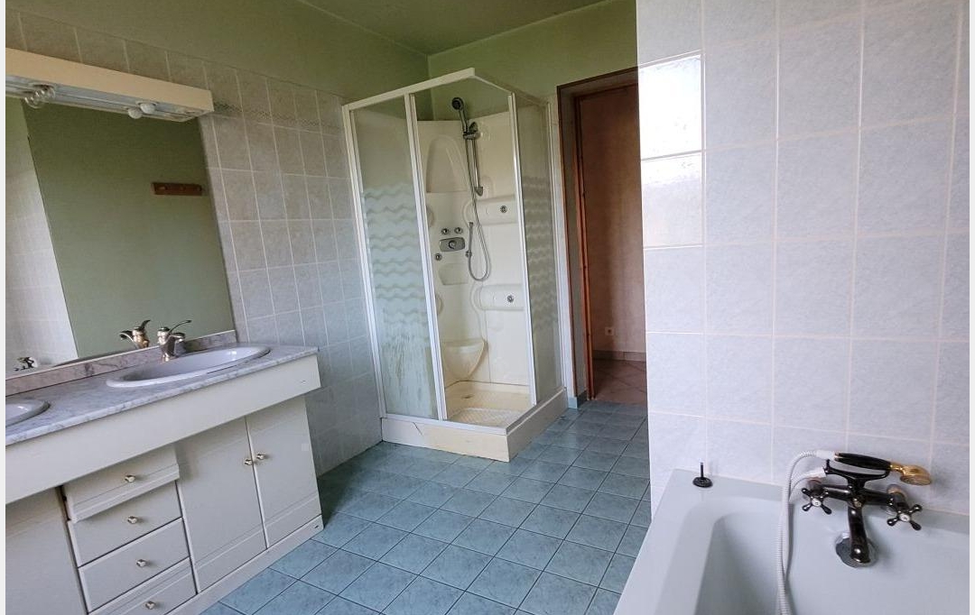 BOUSSAC IMMOBILIER : Maison / Villa | BOUSSAC-BOURG (23600) | 120 m2 | 130 000 € 
