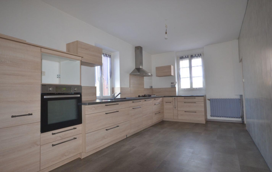 BOUSSAC IMMOBILIER : House | BOUSSAC (23600) | 183 m2 | 123 500 € 