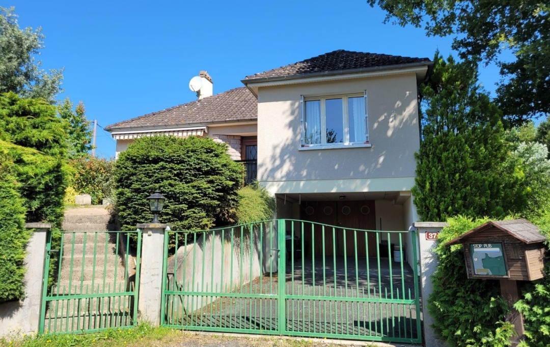 BOUSSAC IMMOBILIER : Maison / Villa | SAINT-SILVAIN-BAS-LE-ROC (23600) | 94 m2 | 115 000 € 