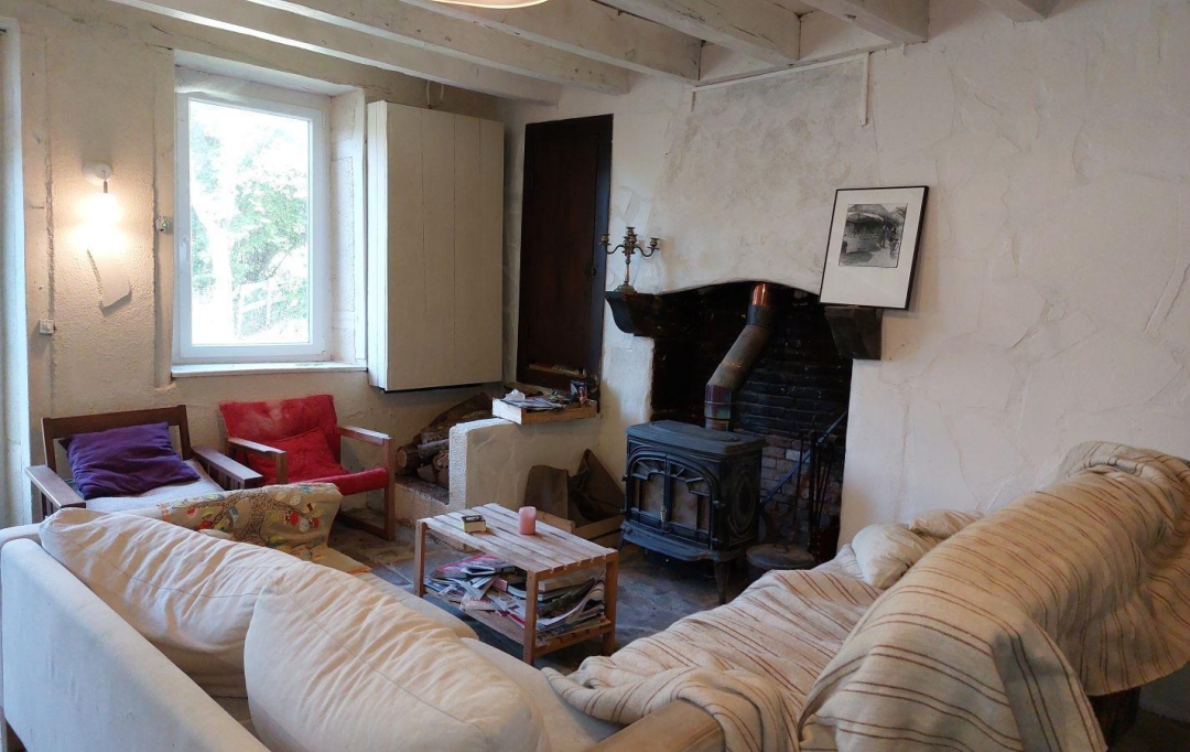 BOUSSAC IMMOBILIER : Maison / Villa | NOUZERINES (23600) | 136 m2 | 58 000 € 