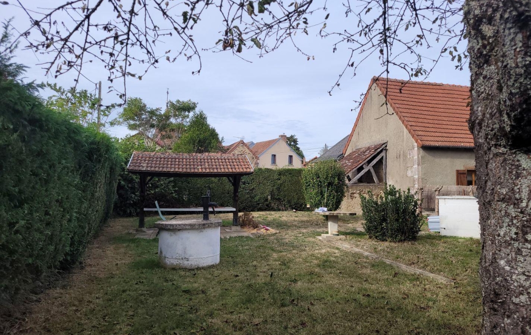 BOUSSAC IMMOBILIER : Maison / Villa | LEYRAT (23600) | 140 m2 | 72 000 € 