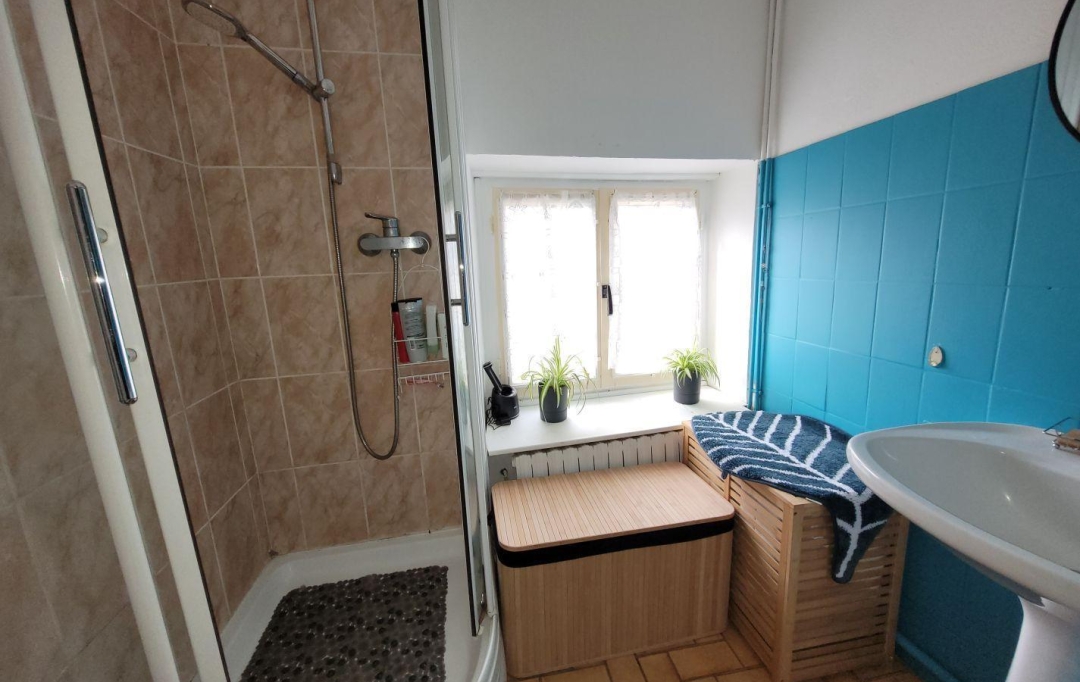BOUSSAC IMMOBILIER : Maison / Villa | LEYRAT (23600) | 140 m2 | 72 000 € 