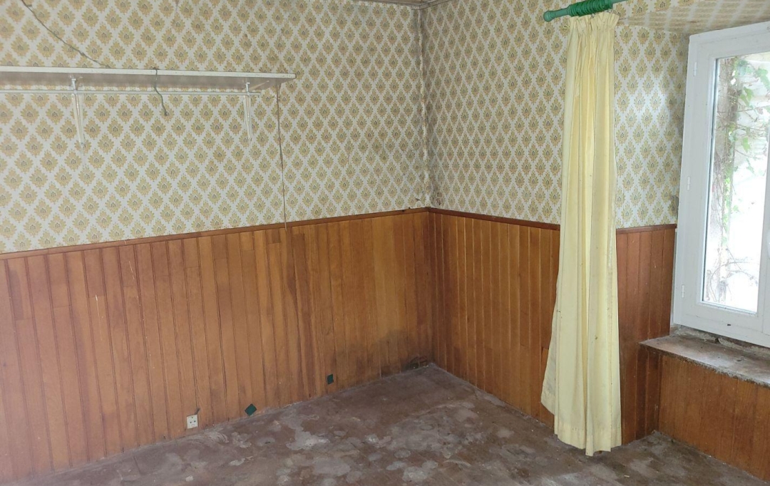BOUSSAC IMMOBILIER : Maison / Villa | CLUGNAT (23270) | 65 m2 | 31 000 € 