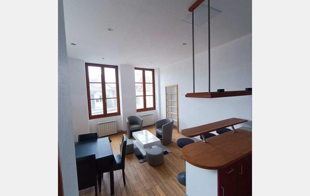 BOUSSAC IMMOBILIER : Immeuble | LA CHATRE (36400) | 111 m2 | 129 000 € 