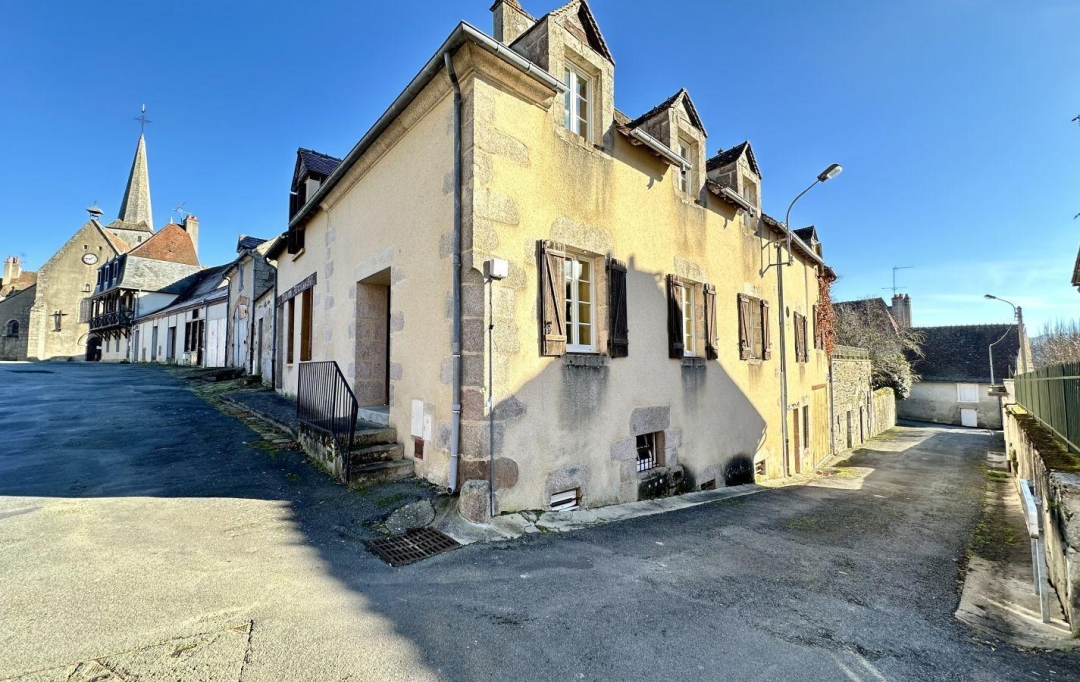 BOUSSAC IMMOBILIER : House | BOUSSAC (23600) | 223 m2 | 120 000 € 