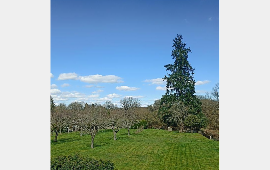 BOUSSAC IMMOBILIER : Maison / Villa | SAINT-SILVAIN-BAS-LE-ROC (23600) | 77 m2 | 84 000 € 