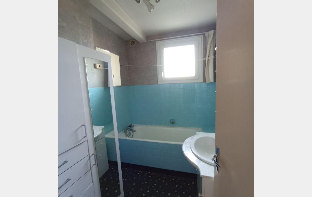BOUSSAC IMMOBILIER : Maison / Villa | SAINT-SILVAIN-BAS-LE-ROC (23600) | 77 m2 | 84 000 € 