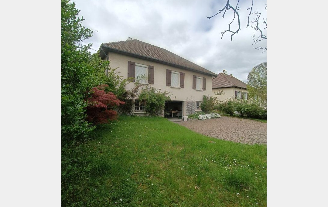 BOUSSAC IMMOBILIER : House | GENOUILLAC (23350) | 96 m2 | 108 500 € 