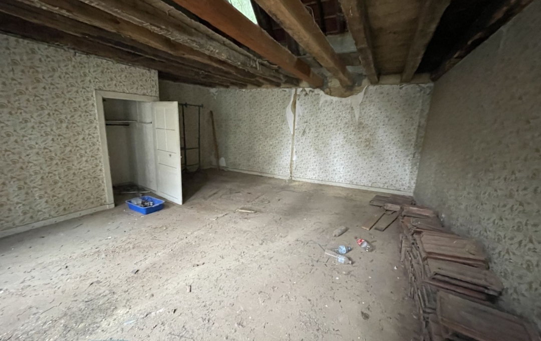 BOUSSAC IMMOBILIER : Immeuble | AUBUSSON (23200) | 200 m2 | 130 000 € 