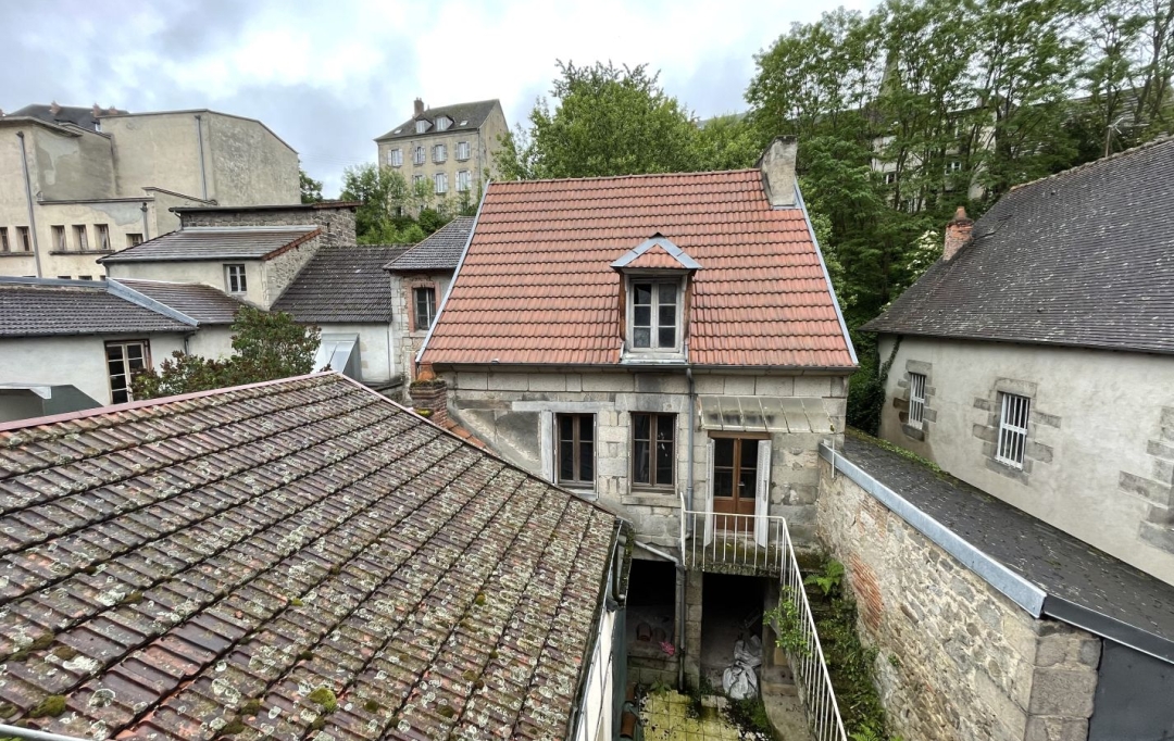 BOUSSAC IMMOBILIER : Immeuble | AUBUSSON (23200) | 200 m2 | 130 000 € 